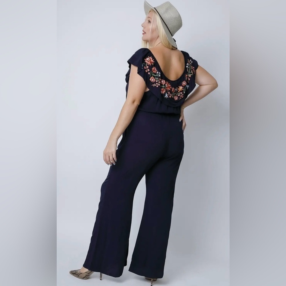 NWT!NAVY FLORAL EMBROIDERED RUFFLED OFF-SHOULDER NECKLINE WIDE LEG Size 1X 2X 3X - Picture 3 of 7